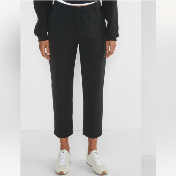 Aritzia weekender pant in green size small - Picture 2 of 4